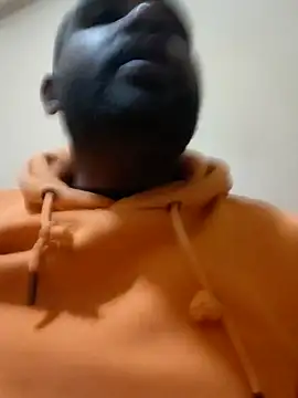 Snapshot of ListedLoin chatting on 04/04/26, 07:11 ListedLoin online show from 04/04/26, 07:11