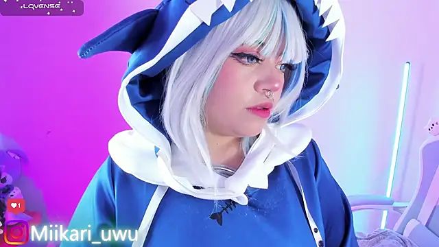 Snapshot of Ahri_Elderwood chatting on 03/15/26, 04:51 Ahri Elderwood online show from 03/15/26, 04:51