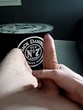 Snapshot of killminou chatting on 02/14/25, 04:20 killminou online show from 02/14/25, 04:20