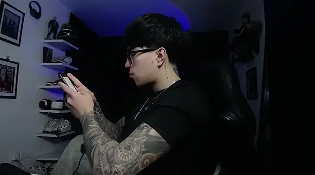 Snapshot of jung_dragon chatting on 12/08/24, 05:07 jung dragon online show from 12/08/24, 05:07