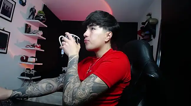 Snapshot of jung_dragon chatting on 12/16/24, 05:59 jung dragon online show from 12/16/24, 05:59