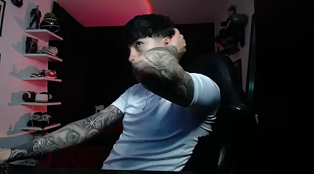 Snapshot of jung_dragon chatting on 12/17/24, 08:45 jung dragon online show from 12/17/24, 08:45