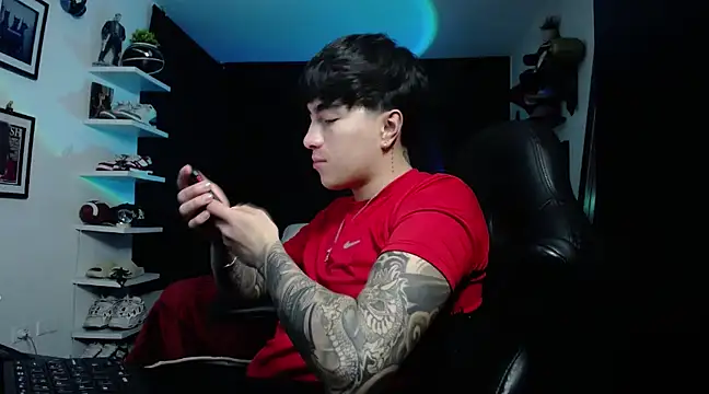 Snapshot of jung_dragon chatting on 12/22/24, 06:06 jung dragon online show from 12/22/24, 06:06