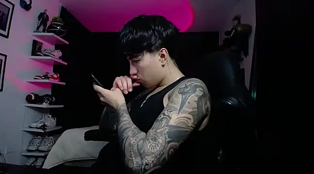 Snapshot of jung_dragon chatting on 12/26/24, 03:06 jung dragon online show from 12/26/24, 03:06