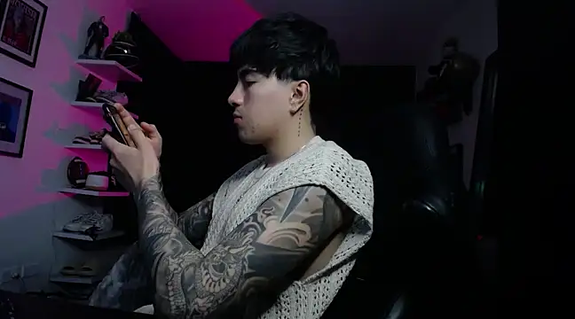 Snapshot of jung_dragon chatting on 01/17/25, 11:06 jung dragon online show from 01/17/25, 11:06