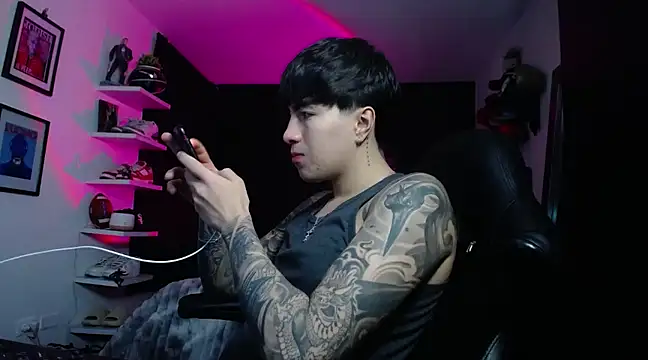 Snapshot of jung_dragon chatting on 01/18/25, 10:28 jung dragon online show from 01/18/25, 10:28