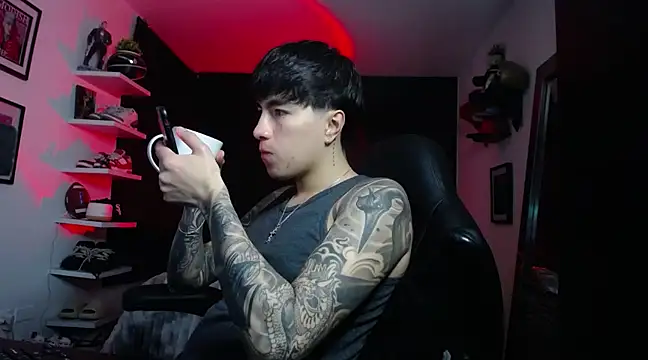 Snapshot of jung_dragon chatting on 01/22/25, 10:07 jung dragon online show from 01/22/25, 10:07