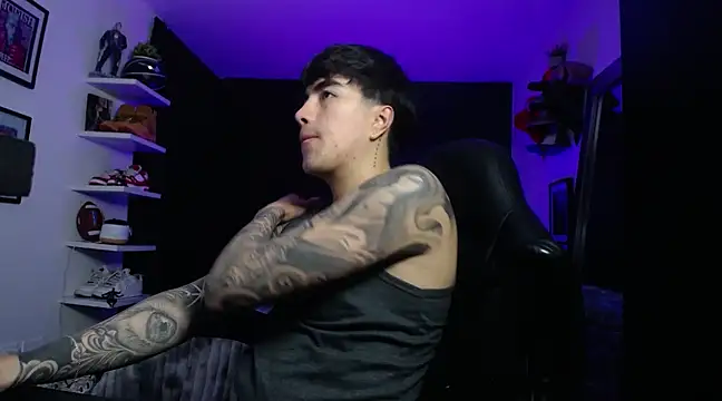 Snapshot of jung_dragon chatting on 02/19/25, 04:23 jung dragon online show from 02/19/25, 04:23