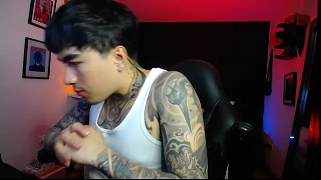 Snapshot of jung_dragon chatting on 09/23/25, 01:52 jung dragon online show from 09/23/25, 01:52