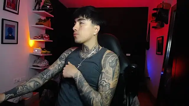 Snapshot of jung_dragon chatting on 10/21/25, 03:07 jung dragon online show from 10/21/25, 03:07