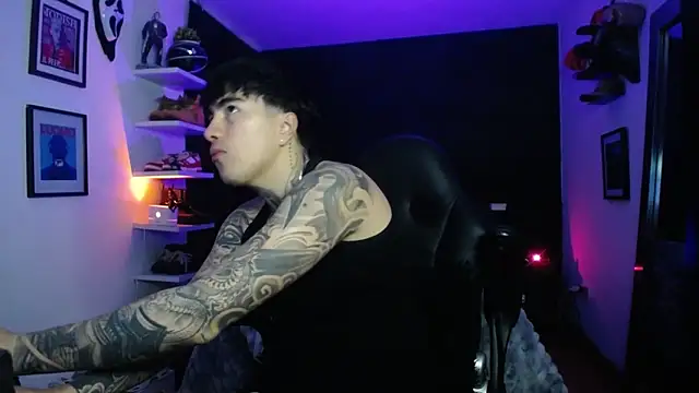 Snapshot of jung_dragon chatting on 11/08/25, 11:54 jung dragon online show from 11/08/25, 11:54