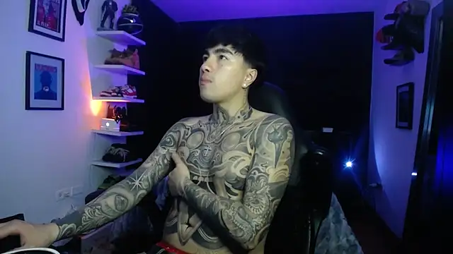 Snapshot of jung_dragon chatting on 11/12/25, 04:46 jung dragon online show from 11/12/25, 04:46