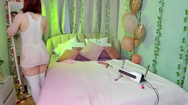 Love is Lola online show from 03/09/25, 01:14