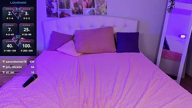 Snapshot of JessicaCartier chatting on 02/11/25, 07:23 JessicaCartier online show from 02/11/25, 07:23