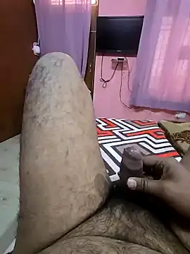 Snapshot of Loveboycurvy chatting on 01/21/25, 10:41 Loveboycurvy online show from 01/21/25, 10:41