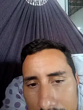 luissilva0071 online show from 02/05/25, 04:14