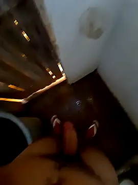 luissilva0071 online show from 11/28/25, 07:49