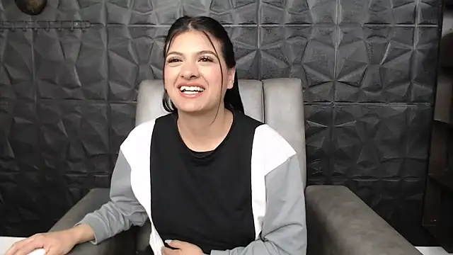 Abril Squirt online show from 01/22/25, 10:18