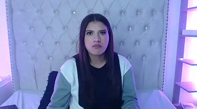 Abril Squirt online show from 03/20/25, 07:47