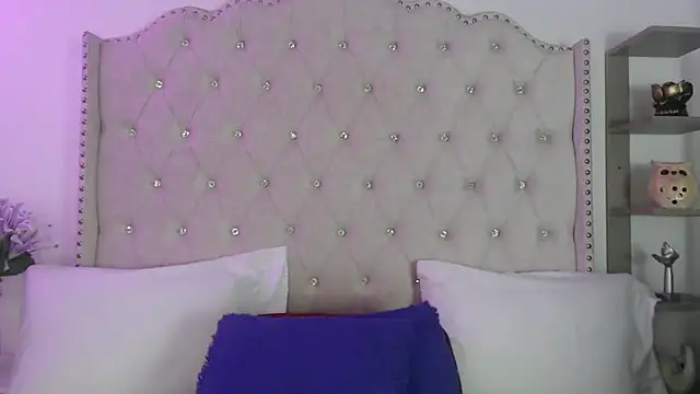 Snapshot of Abril_Squirt chatting on 05/29/26, 11:25 Abril Squirt online show from 05/29/26, 11:25