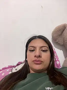 Snapshot of Abril_Squirt chatting on 06/29/26, 01:12 Abril Squirt online show from 06/29/26, 01:12