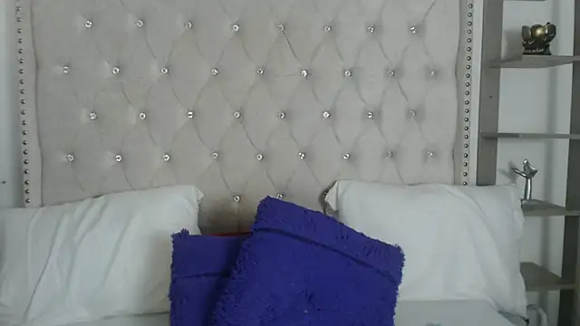 Snapshot of Abril_Squirt chatting on 07/02/26, 08:37 Abril Squirt online show from 07/02/26, 08:37