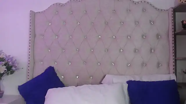 Snapshot of Abril_Squirt chatting on 07/30/26, 09:36 Abril Squirt online show from 07/30/26, 09:36