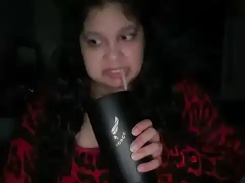 MelanieFawker online show from 12/22/25, 01:13