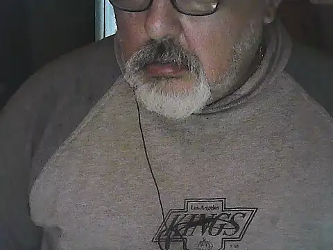 Snapshot of cashot58 chatting on 03/16/26, 06:34 cashot58 online show from 03/16/26, 06:34