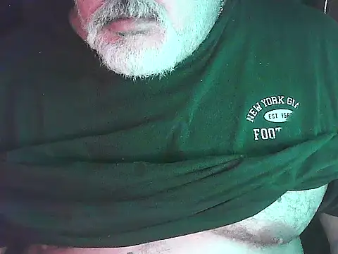 Snapshot of cashot58 chatting on 03/17/26, 06:44 cashot58 online show from 03/17/26, 06:44