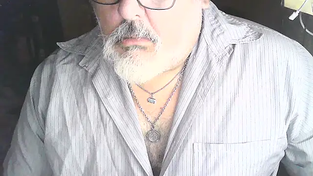 Snapshot of cashot58 chatting on 04/29/26, 01:26 cashot58 online show from 04/29/26, 01:26