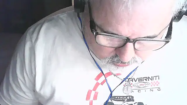 Snapshot of cashot58 chatting on 05/17/26, 12:45 cashot58 online show from 05/17/26, 12:45