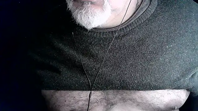 Snapshot of cashot58 chatting on 06/09/26, 11:11 cashot58 online show from 06/09/26, 11:11