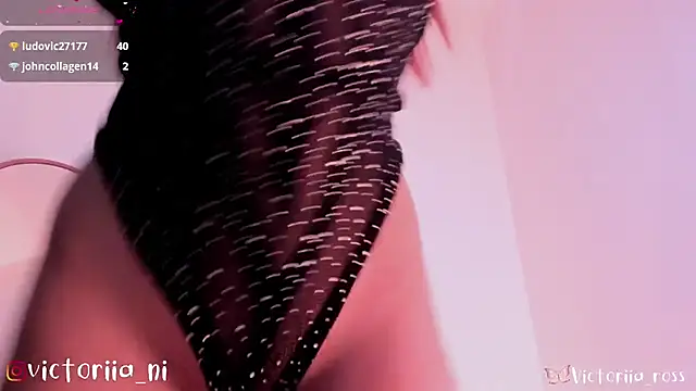 Snapshot of Victoria-ross chatting on 12/31/24, 07:51 Victoria-ross online show from 12/31/24, 07:51