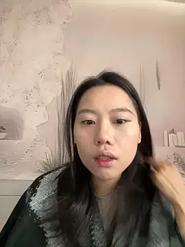 Snapshot of Eliza-E chatting on 01/16/25, 02:09 Eliza-E online show from 01/16/25, 02:09