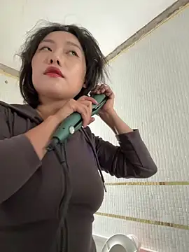 Eliza-E online show from 03/12/26, 03:34