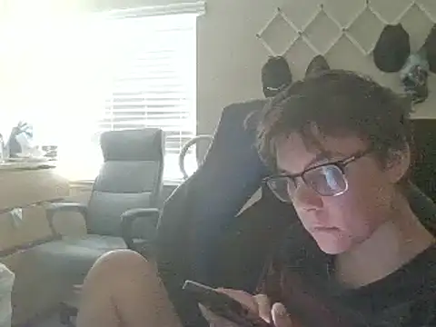 KaliSnow199623 online show from 12/02/24, 10:56