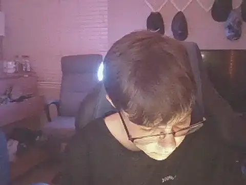 KaliSnow199623 online show from 12/05/24, 04:42