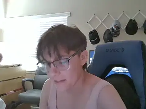 KaliSnow199623 online show from 01/07/25, 09:46