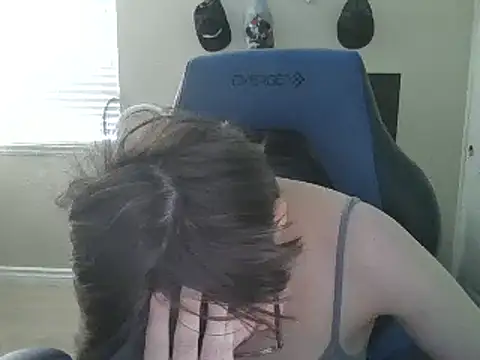 KaliSnow199623 online show from 02/02/25, 09:34