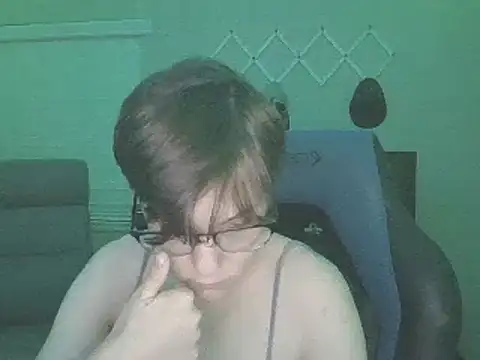 KaliSnow199623 online show from 02/08/25, 05:29