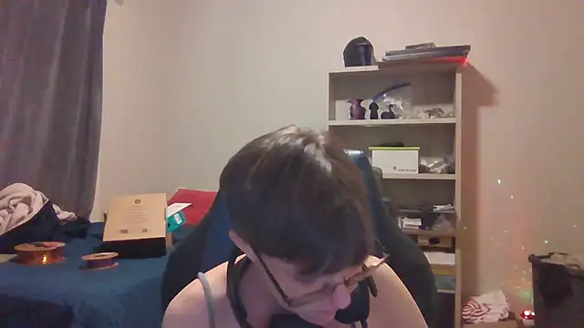 KaliSnow199623 online show from 11/08/25, 04:56