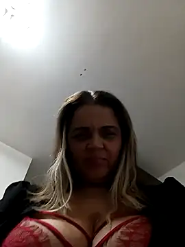 hugebobbs online show from 09/23/25, 12:41