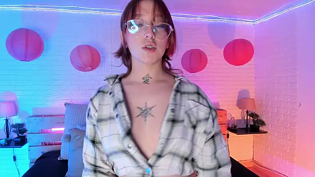 sofi bakerr online show from 03/22/25, 11:42