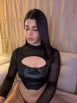 Snapshot of DaryRos chatting on 02/07/26, 11:41 DaryRos online show from 02/07/26, 11:41