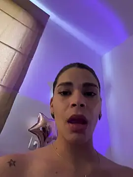 Snapshot of DaryRos chatting on 02/16/26, 09:33 DaryRos online show from 02/16/26, 09:33