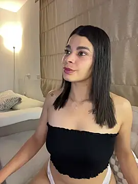 Snapshot of DaryRos chatting on 02/23/26, 11:13 DaryRos online show from 02/23/26, 11:13