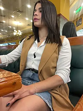 Snapshot of DaryRos chatting on 04/01/26, 08:17 DaryRos online show from 04/01/26, 08:17