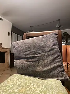 Snapshot of bookerr11 chatting on 04/19/26, 09:06 bookerr11 online show from 04/19/26, 09:06