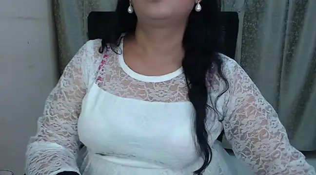 Inviting Aanya online show from 12/02/24, 04:42